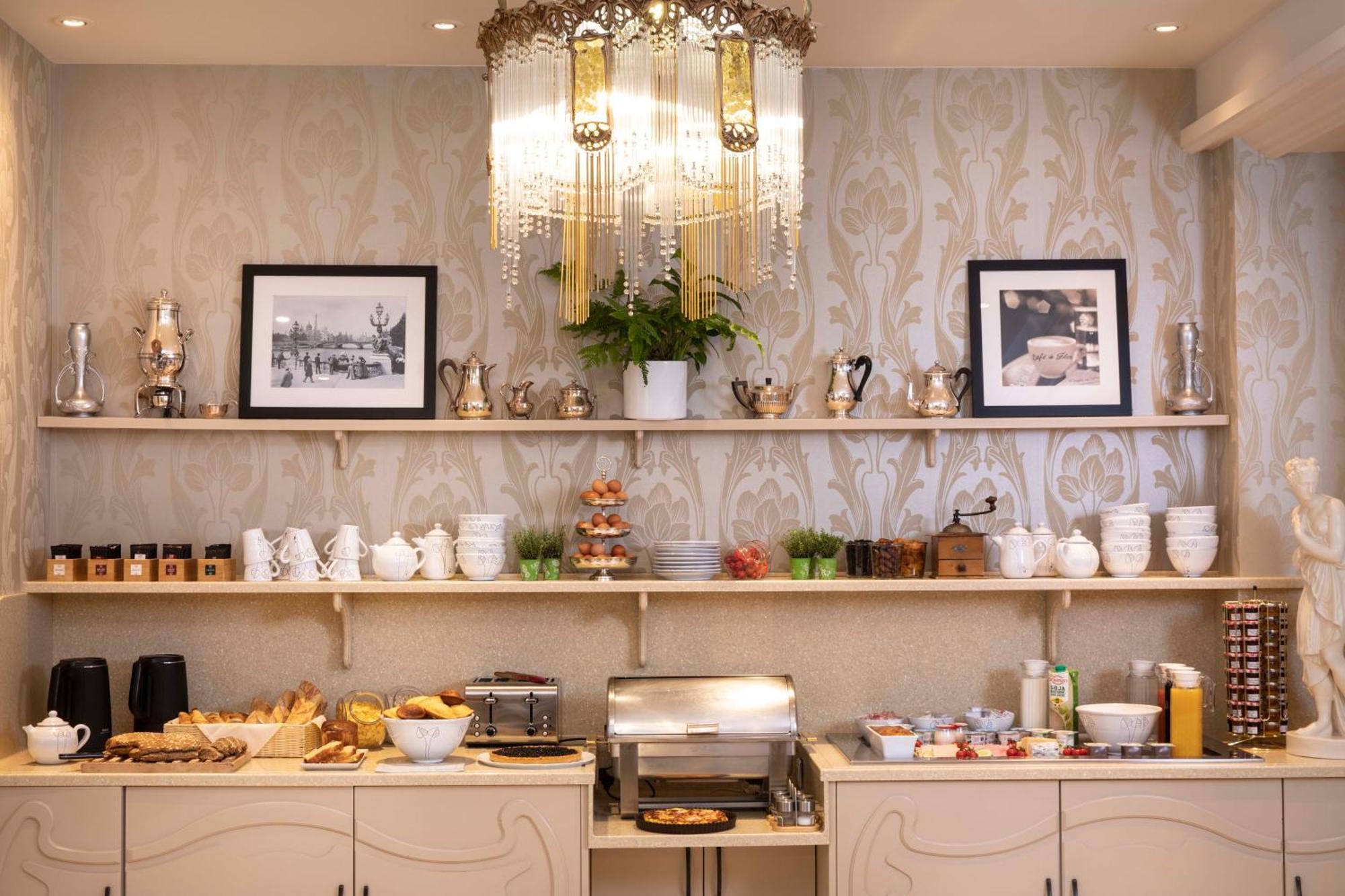 Hotel Grand Des Balcons 2*