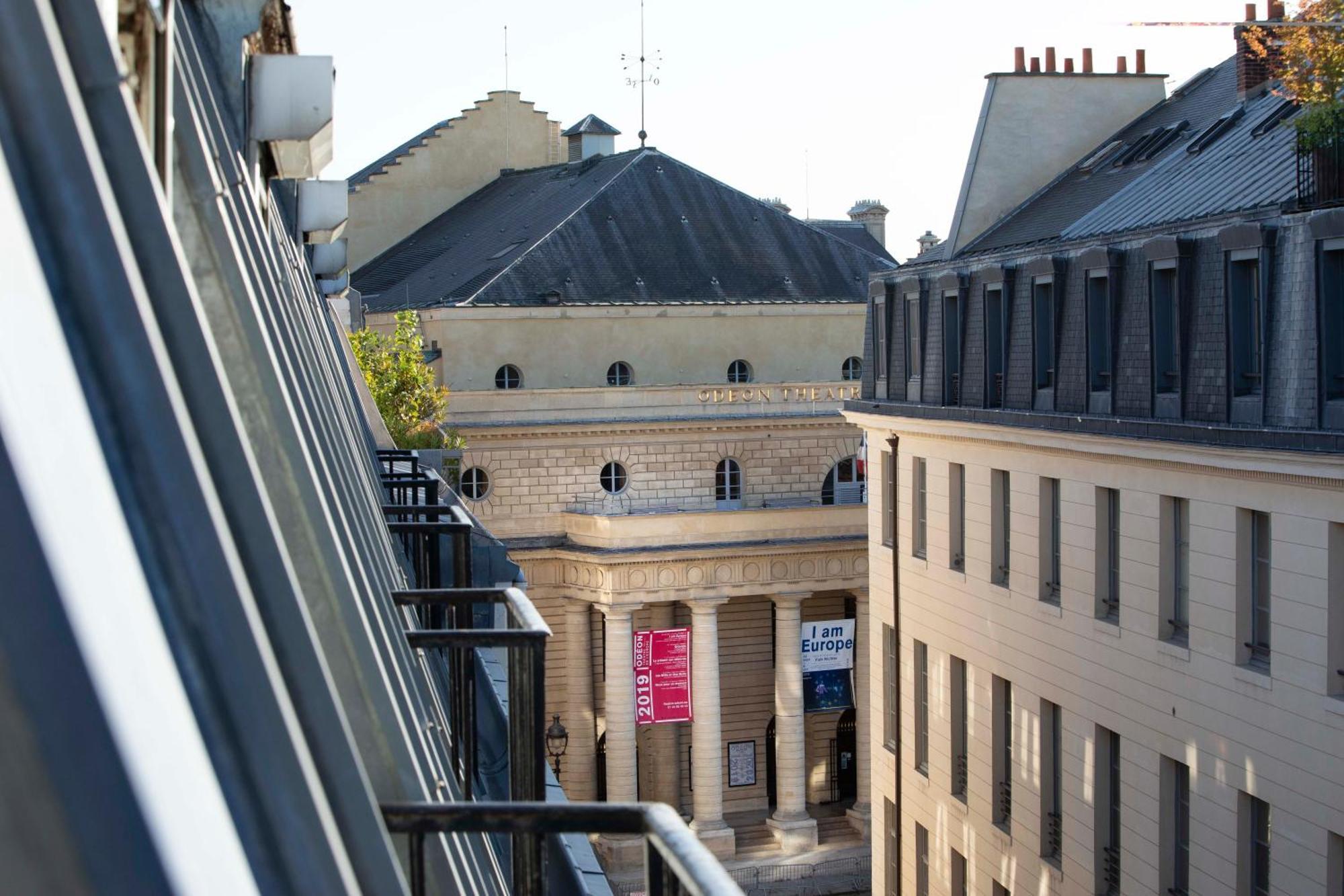 Grand Des Balcons Paris
