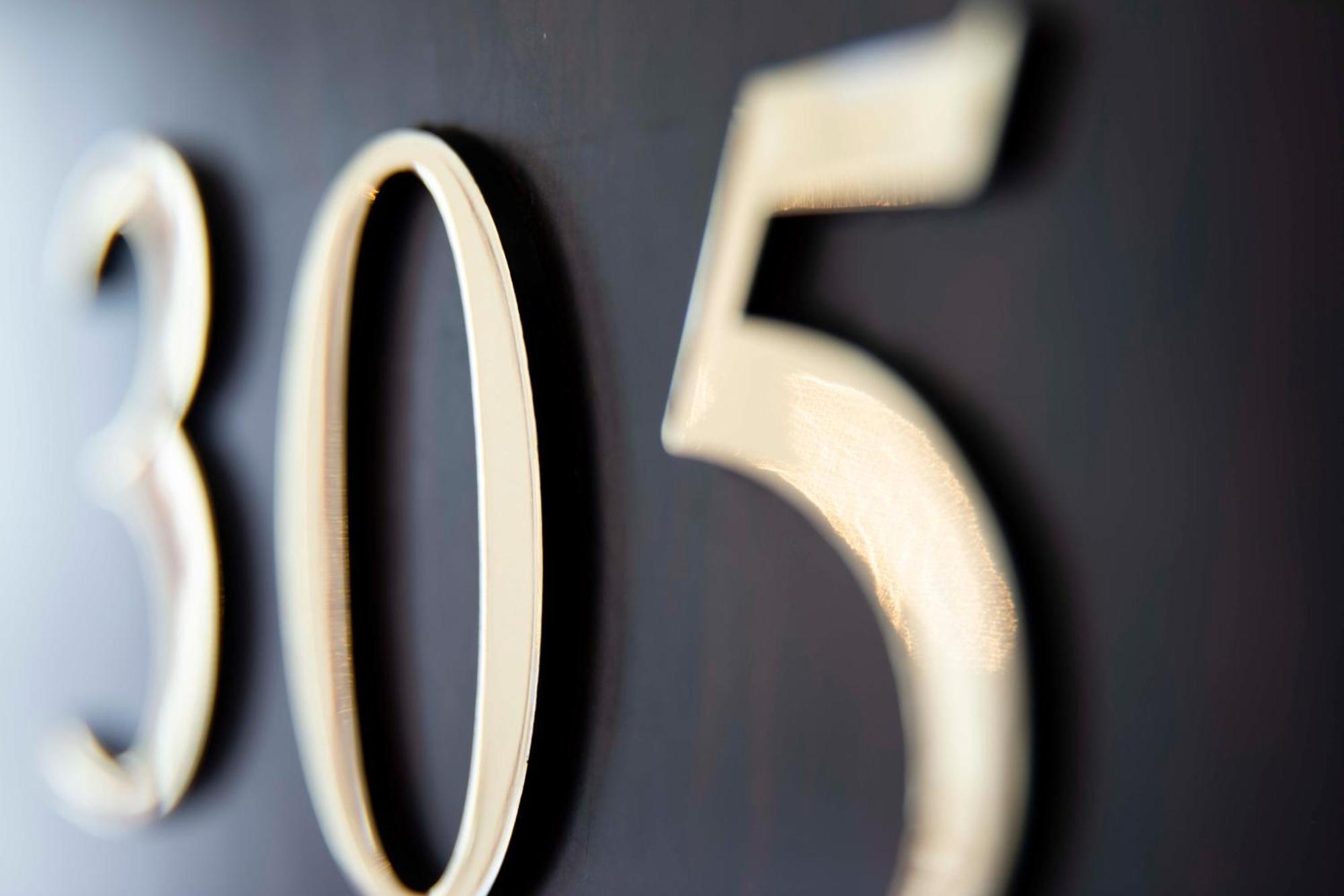 Grand Des Balcons Hotel